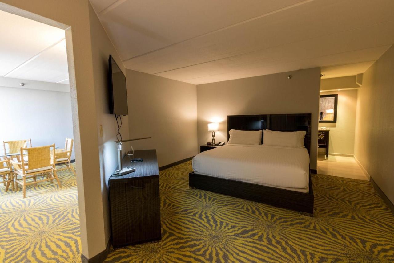 Holiday Inn Dallas-Richardson By Ihg Exterior photo